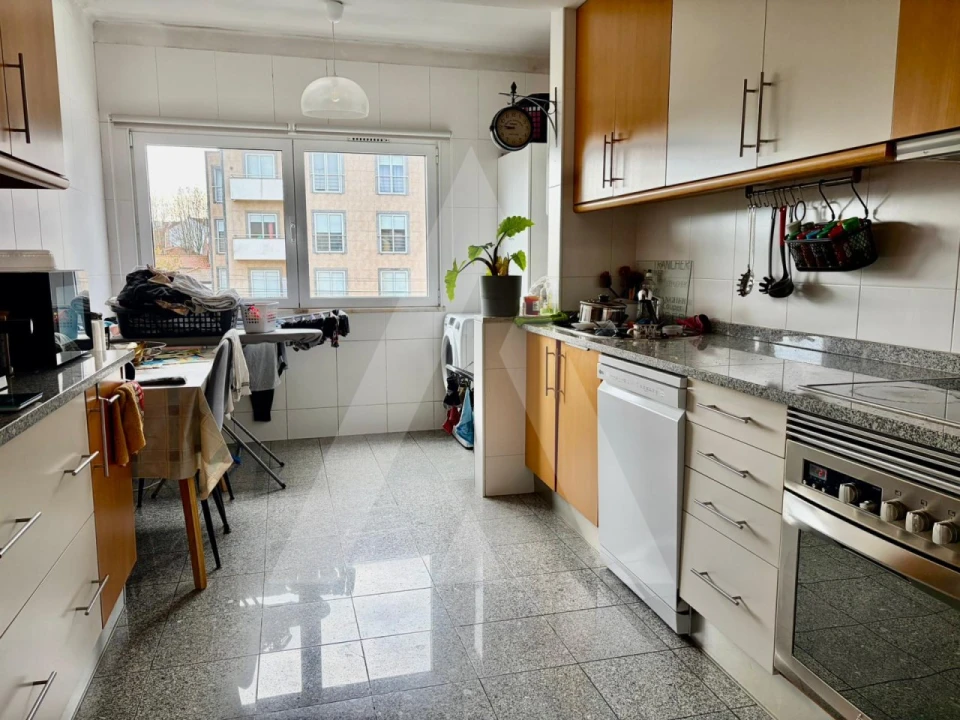 Apartamento T3 para Venda em Esgueira Foto 6