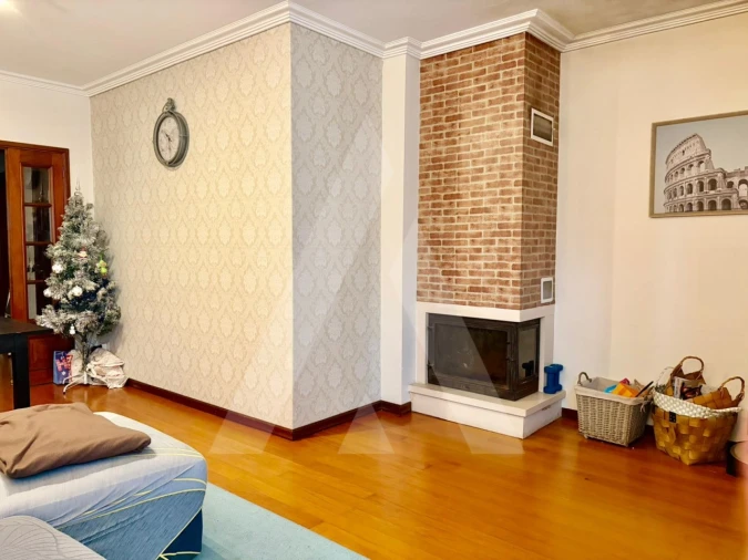 Apartamento T3 para Venda em Esgueira Foto 2