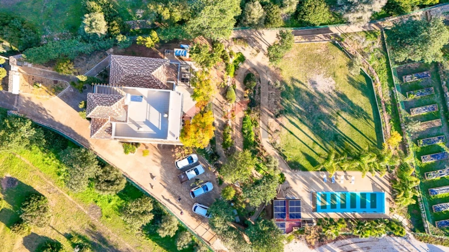 Moradia T5 para Venda em Guia Foto 39