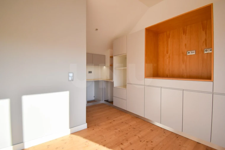 Apartamento T3 para Venda em Cascais e Estoril Foto 4