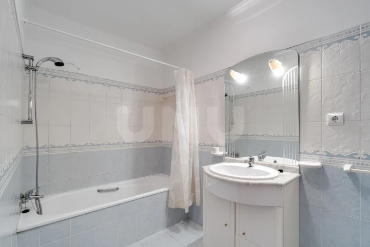 Apartamento T4 para Venda em Malagueira e Horta das Figueiras Foto 23