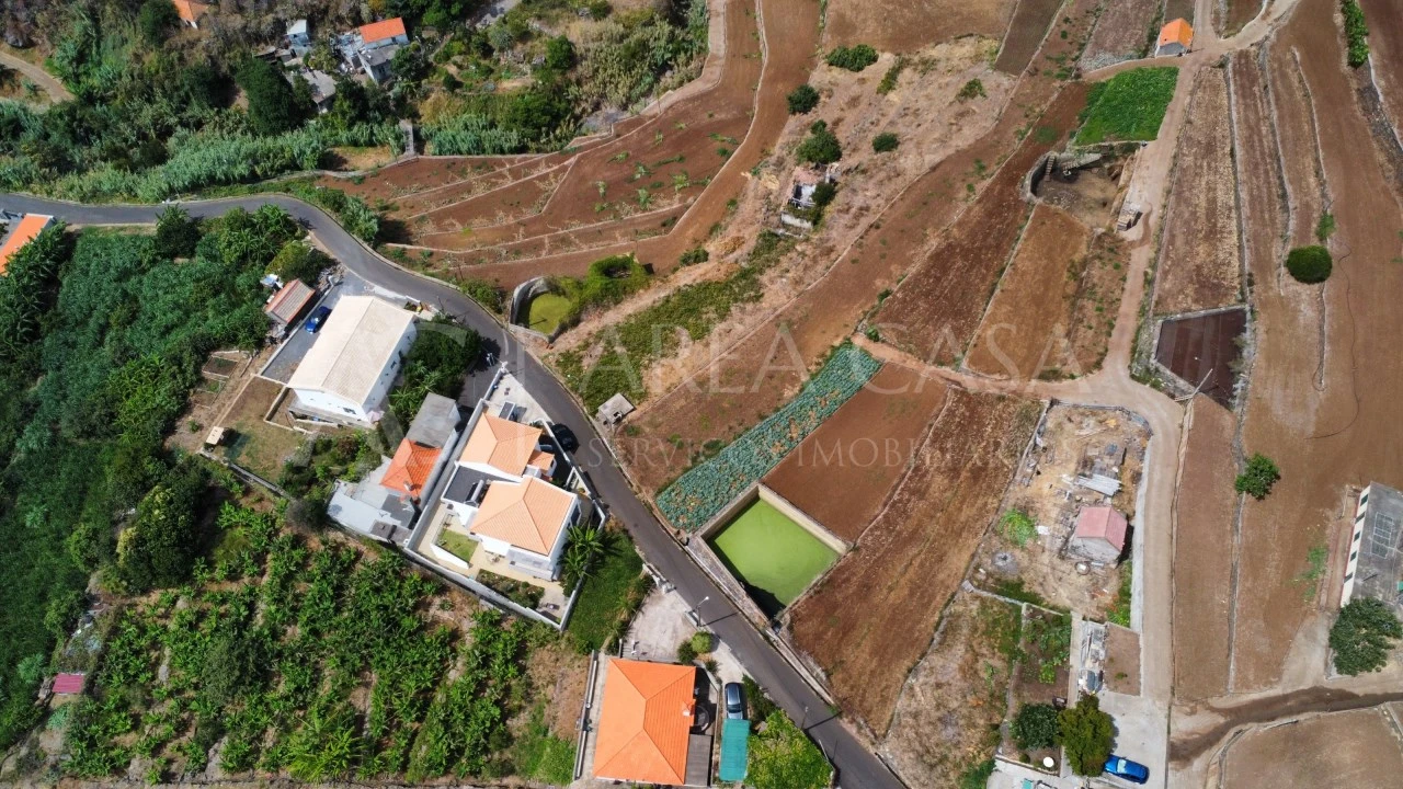 Terreno para Venda em Caniço Foto 12