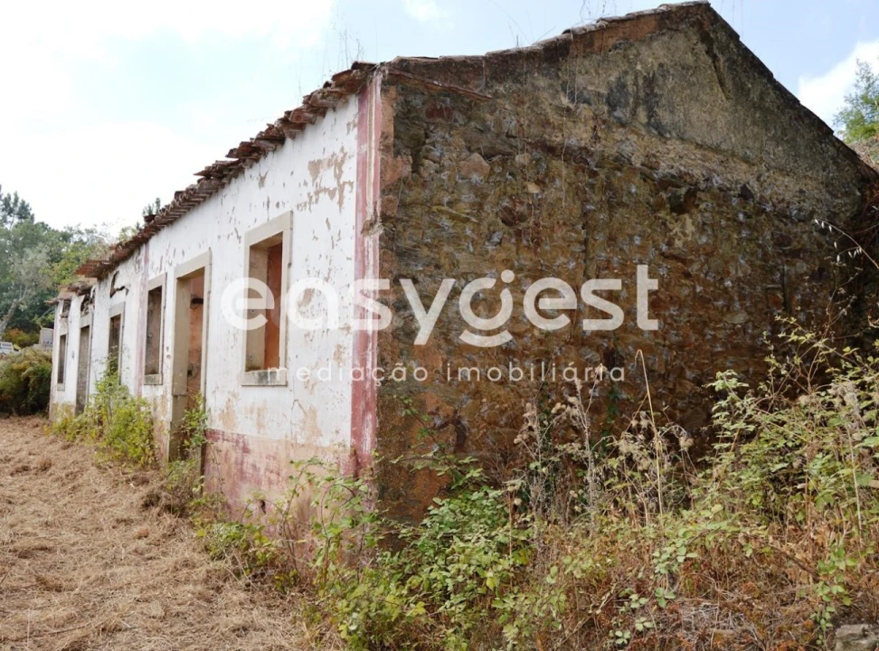 Moradia T2 para Venda em Igreja Nova do Sobral Foto 18