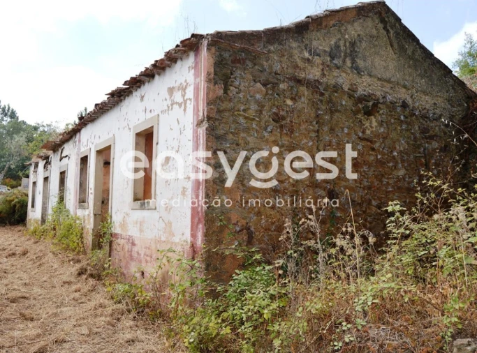 Moradia T2 para Venda em Igreja Nova do Sobral Foto 18