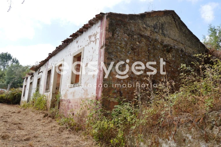 Moradia T2 para Venda em Igreja Nova do Sobral Foto 19