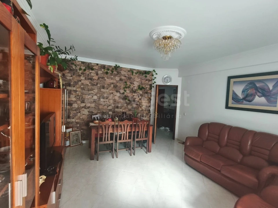 Apartamento T3 para Venda em Seixal, Arrentela e Aldeia de Paio Pires Foto 4