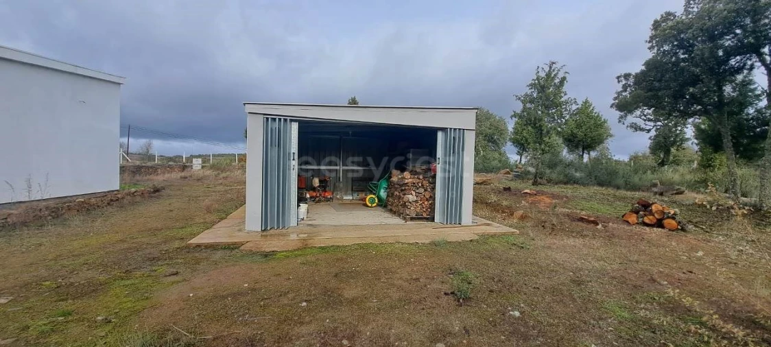 Terreno para Venda em Vale da Madre Foto 8