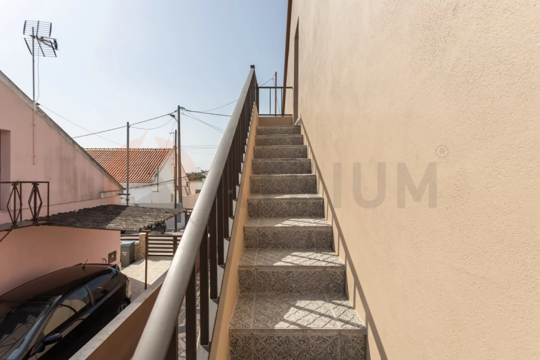 Moradia T3 para Venda em Gambia-Pontes-Alto da Guerra Foto 33