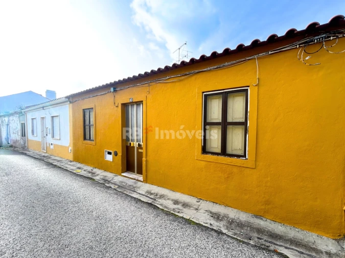 Moradia T3 para Venda em Torres Novas (Santa Maria, Salvador e Santiago)