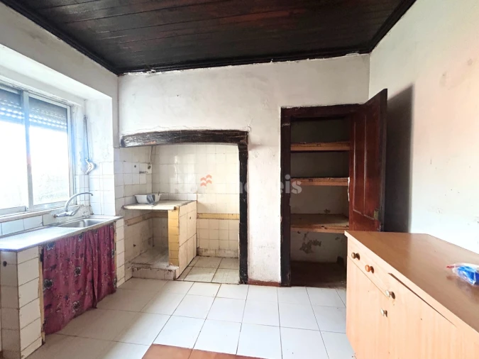 Moradia T3 para Venda em Torres Novas (Santa Maria, Salvador e Santiago) Foto 7