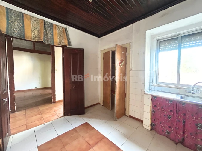 Moradia T3 para Venda em Torres Novas (Santa Maria, Salvador e Santiago) Foto 8