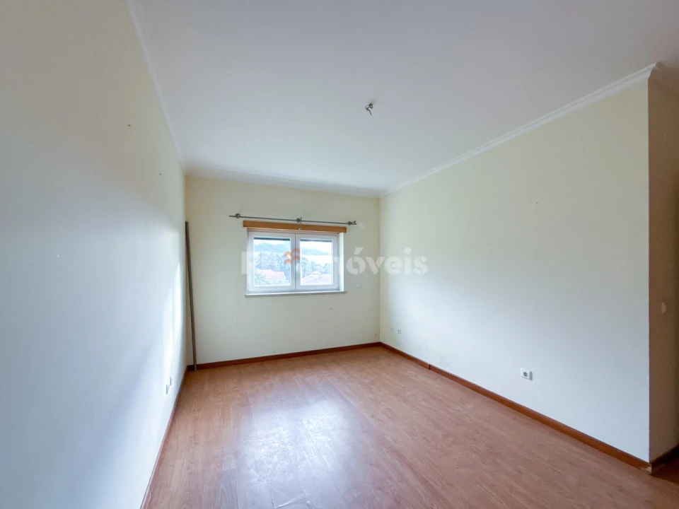 Moradia T2 para Venda em Serra e Junceira Foto 15