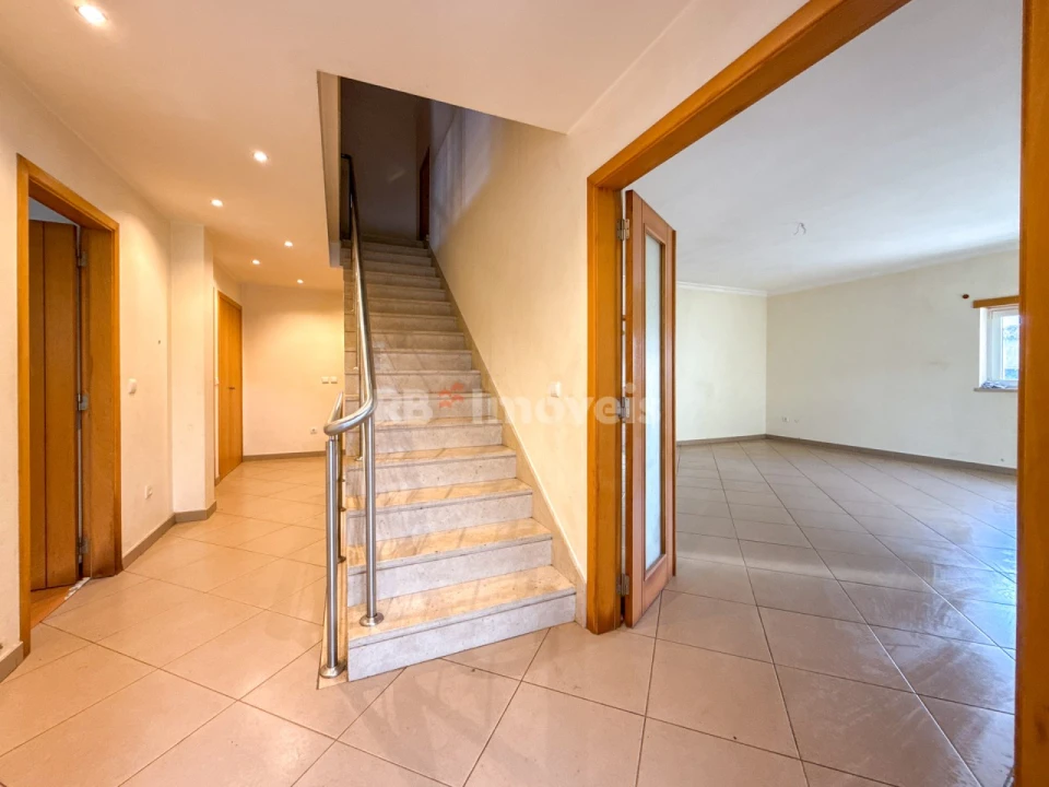 Moradia T2 para Venda em Serra e Junceira Foto 35