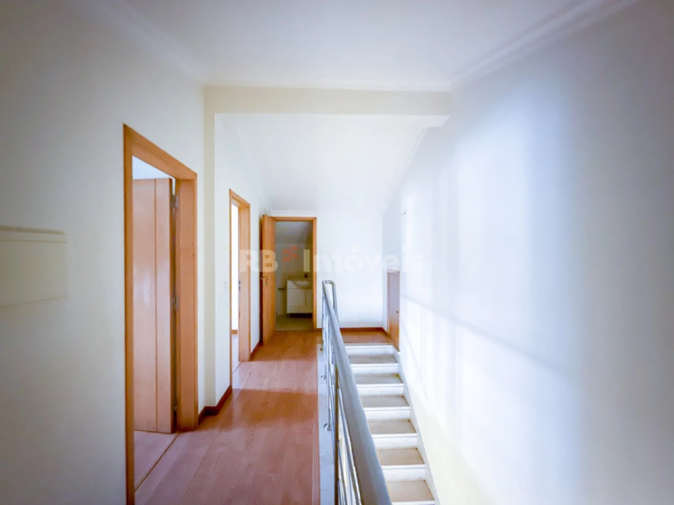 Moradia T2 para Venda em Serra e Junceira Foto 49