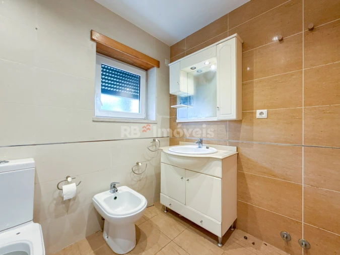 Moradia T2 para Venda em Serra e Junceira Foto 33