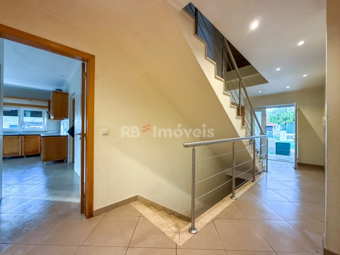 Moradia T2 para Venda em Serra e Junceira Foto 34