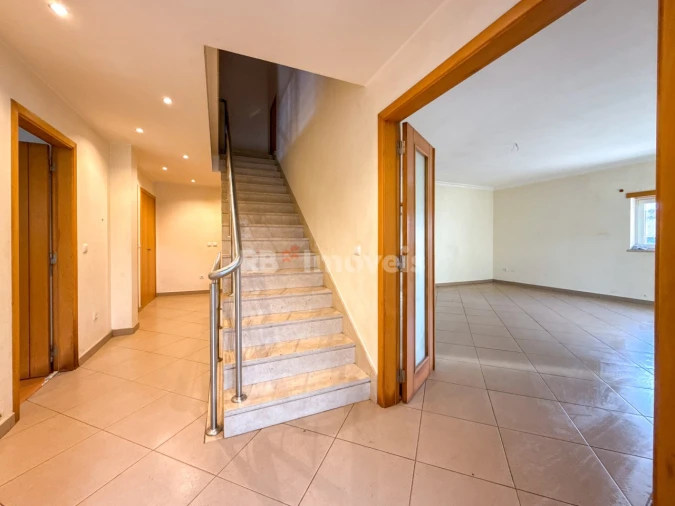 Moradia T2 para Venda em Serra e Junceira Foto 35