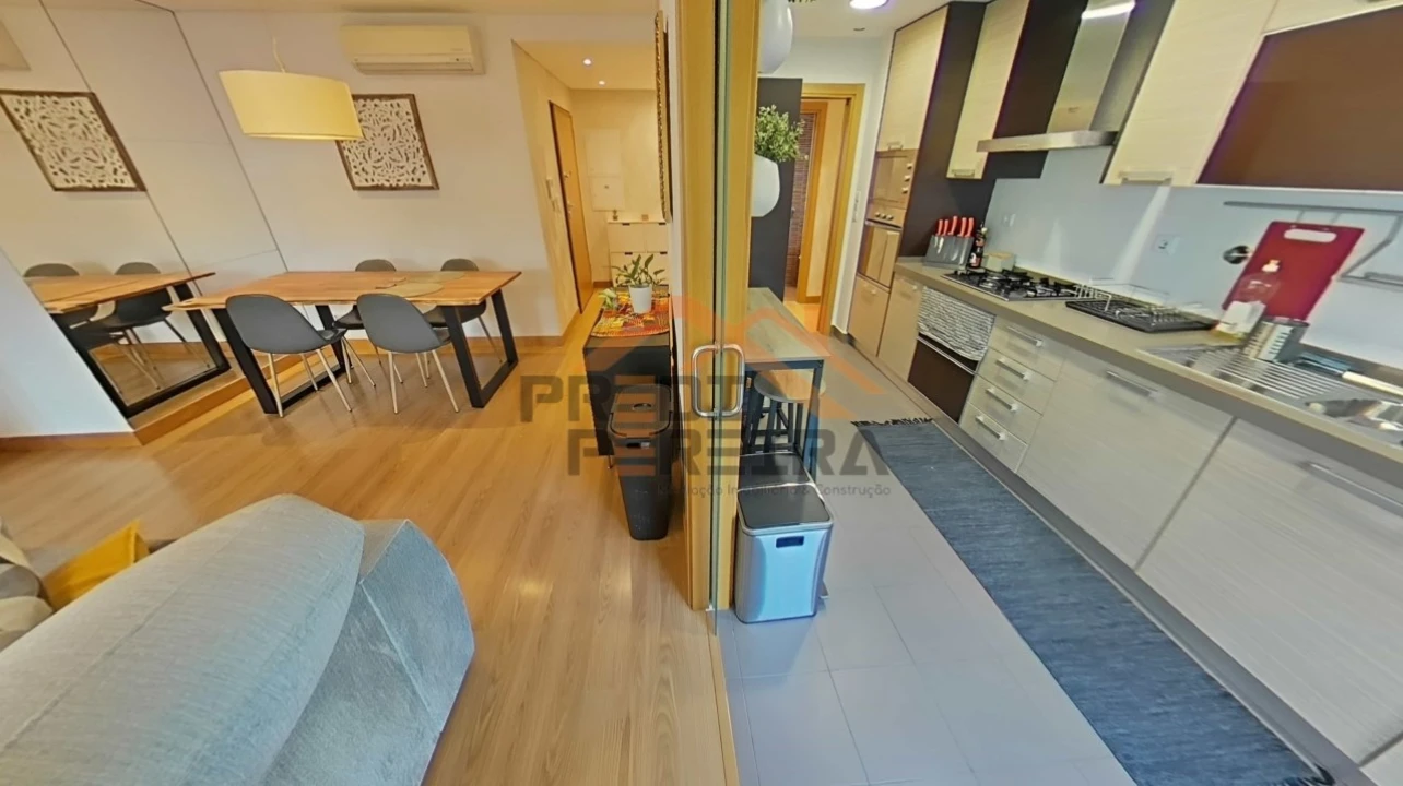 Apartamento T2 para Venda em Ramada e Caneças Foto 2