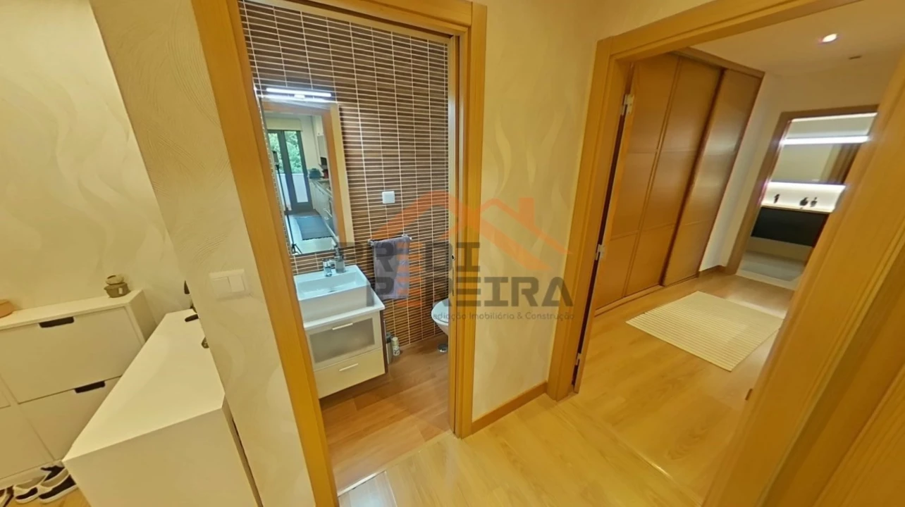 Apartamento T2 para Venda em Ramada e Caneças Foto 10