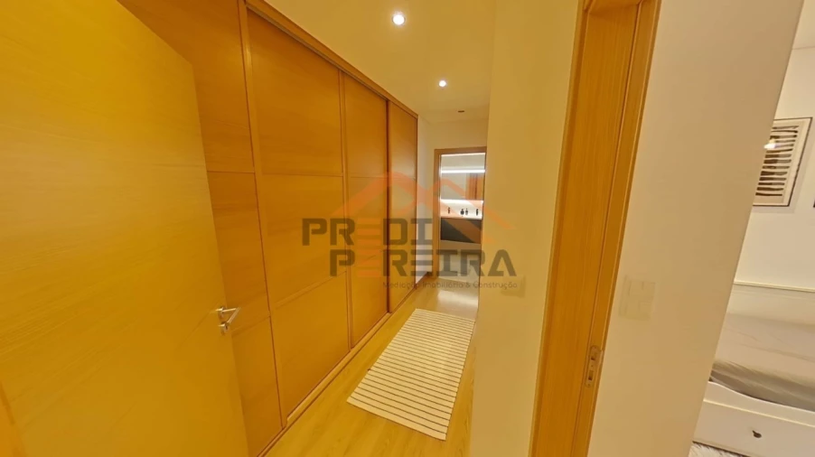 Apartamento T2 para Venda em Ramada e Caneças Foto 13