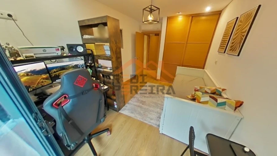 Apartamento T2 para Venda em Ramada e Caneças Foto 20