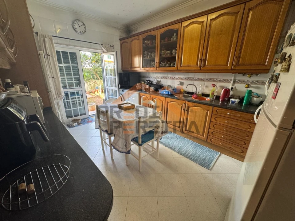 Moradia T4 para Venda em Ramada e Caneças Foto 25