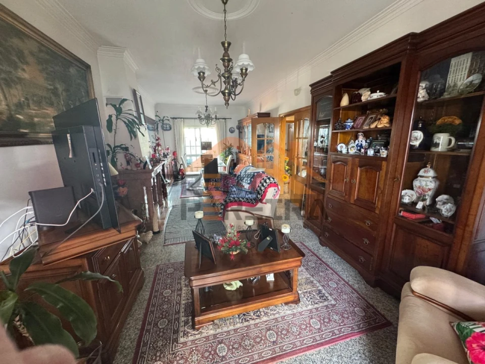 Moradia T4 para Venda em Ramada e Caneças Foto 20