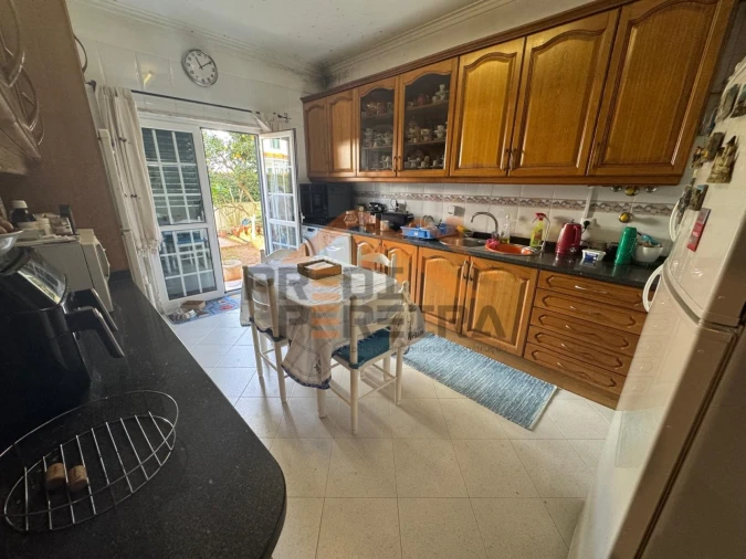 Moradia T4 para Venda em Ramada e Caneças Foto 25