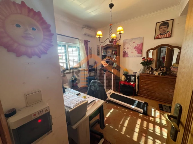 Moradia T4 para Venda em Ramada e Caneças Foto 37