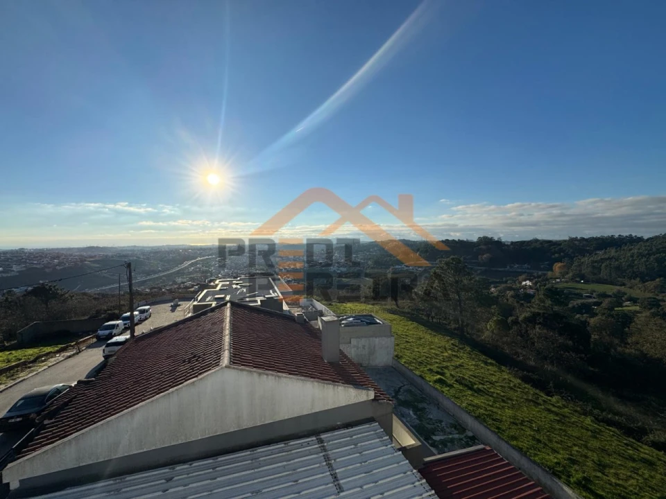 Moradia T4 para Venda em Ramada e Caneças Foto 24