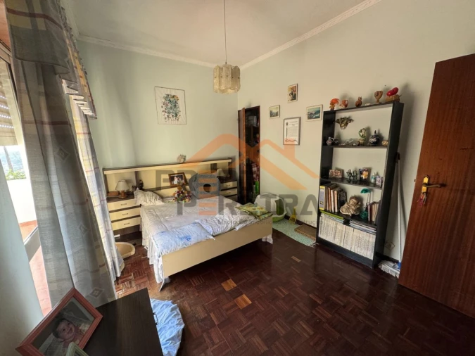 Moradia T4 para Venda em Ramada e Caneças Foto 30