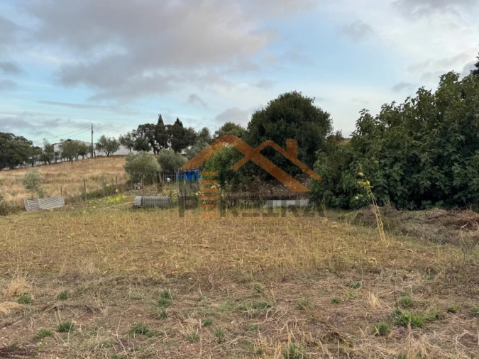 Terreno para Venda em Ramada e Caneças Foto 1