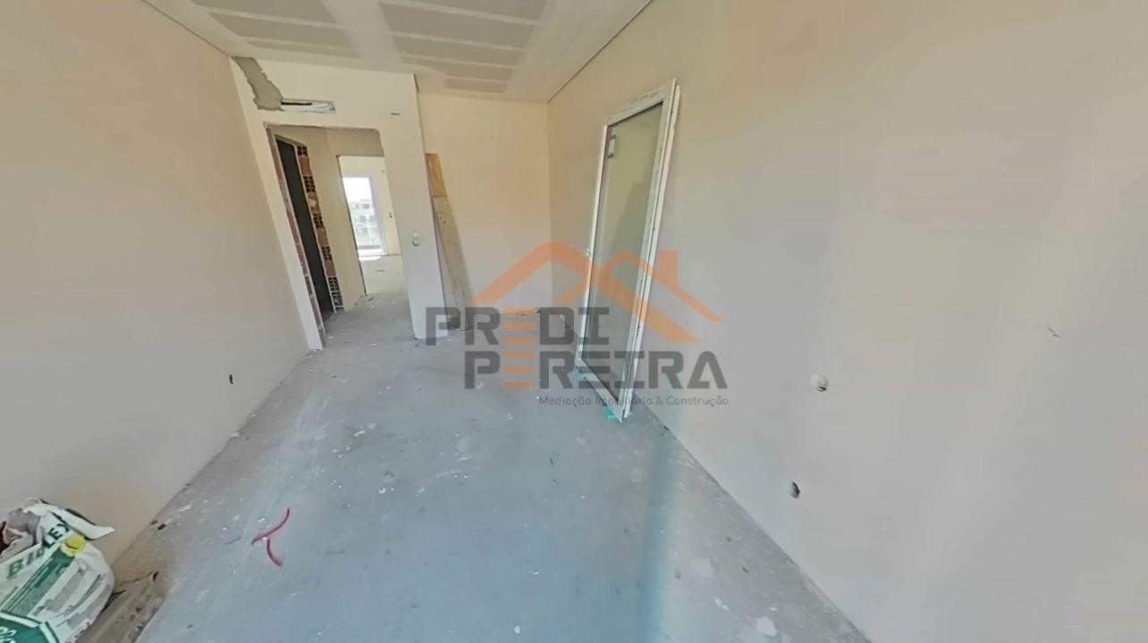 Apartamento T2 para Venda em Santo António dos Cavaleiros e Frielas Foto 12
