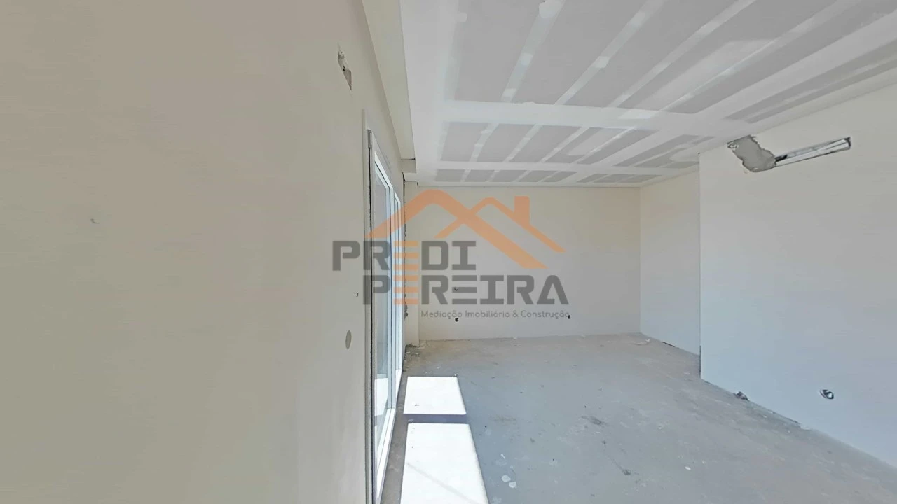 Apartamento T2 para Venda em Santo António dos Cavaleiros e Frielas Foto 20