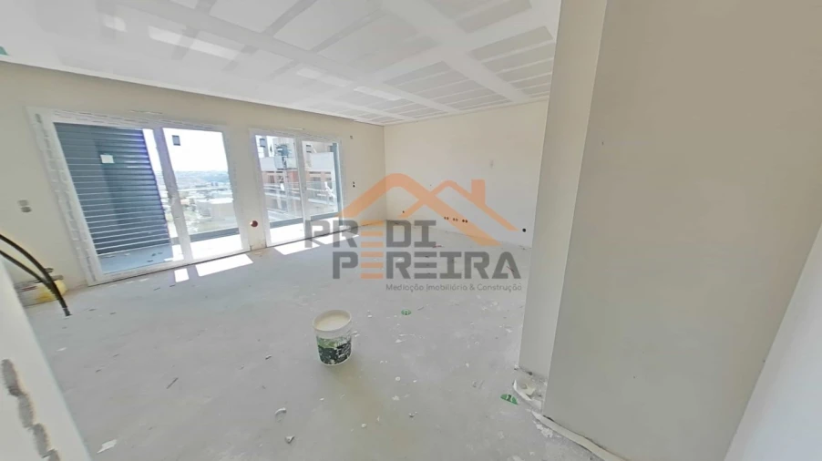 Apartamento T2 para Venda em Santo António dos Cavaleiros e Frielas Foto 4