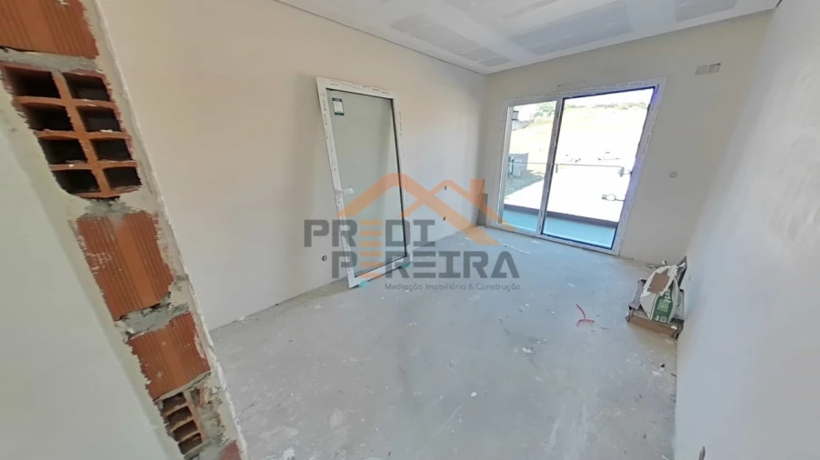 Apartamento T2 para Venda em Santo António dos Cavaleiros e Frielas Foto 11