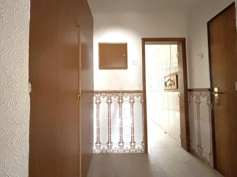 Apartamento T2 para Venda em Benfica Foto 9