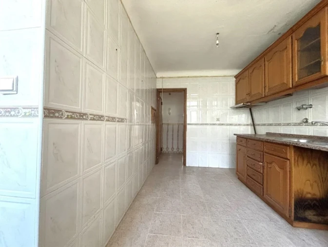 Apartamento T2 para Venda em Benfica Foto 5