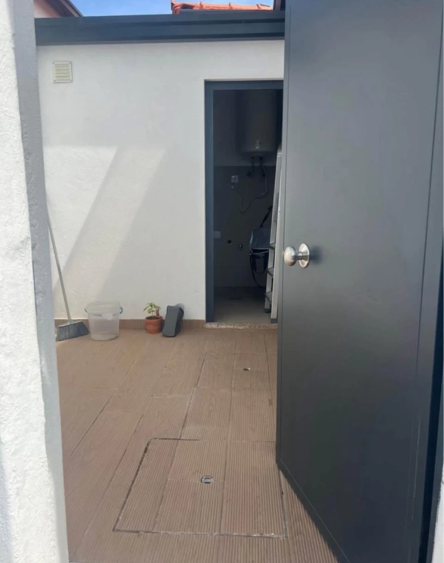 Apartamento T2 para Venda em Mafamude e Vilar do Paraíso Foto 8