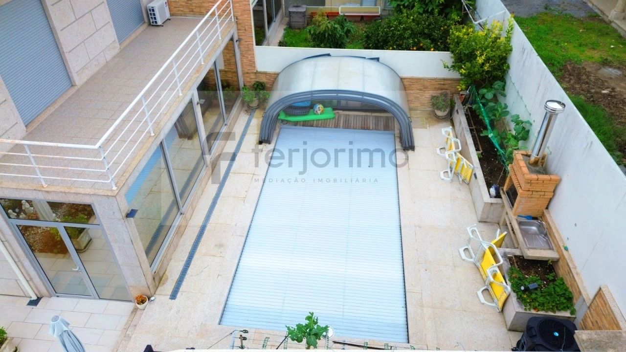 Moradia T3 para Venda em Barco Foto 4