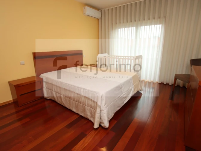 Moradia T3 para Venda em Barco Foto 44