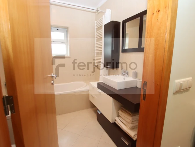 Moradia T3 para Venda em Barco Foto 51