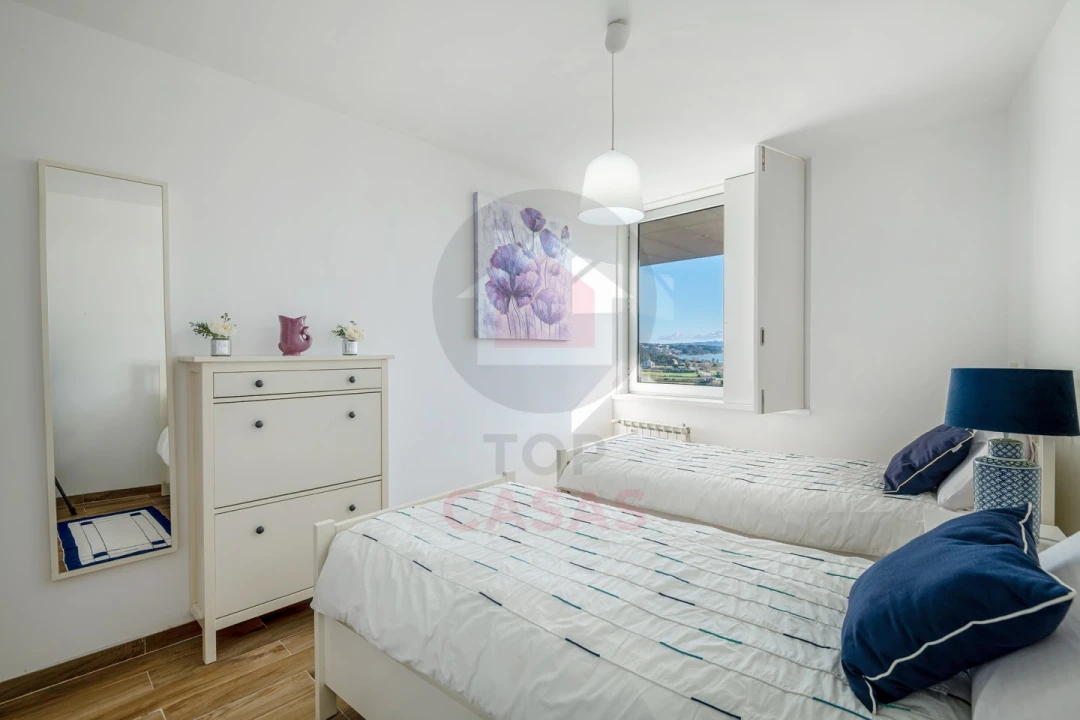 Moradia T3 para Venda em Foz do Arelho Foto 8