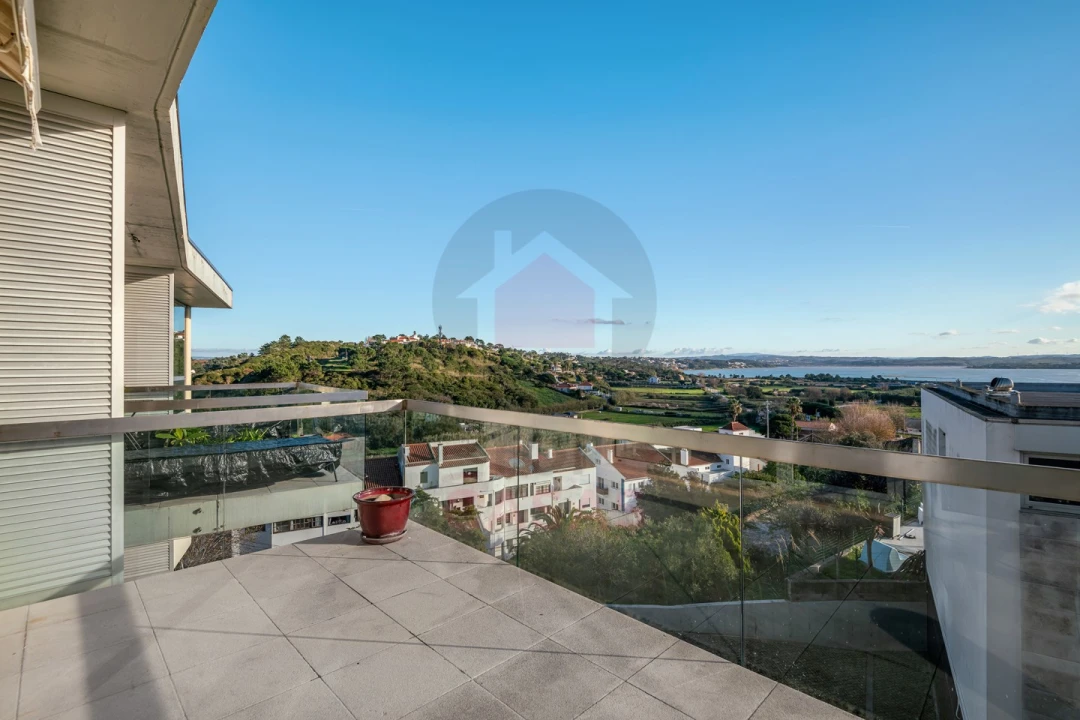 Moradia T3 para Venda em Foz do Arelho Foto 28