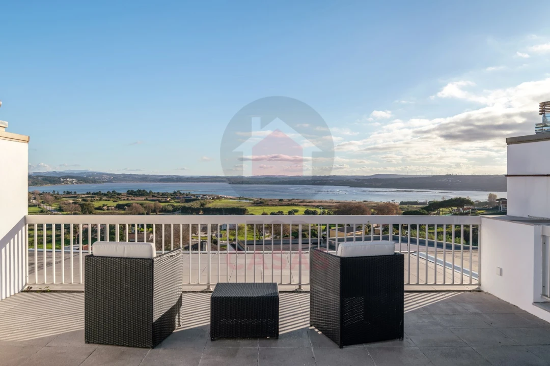 Moradia T3 para Venda em Foz do Arelho Foto 29