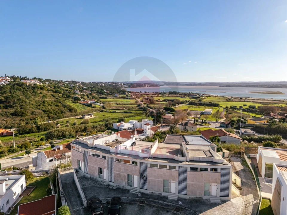 Moradia T3 para Venda em Foz do Arelho Foto 36