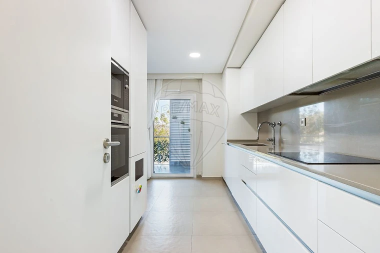 Apartamento T3 para Venda em Póvoa de Santo Adrião e Olival Basto Foto 12