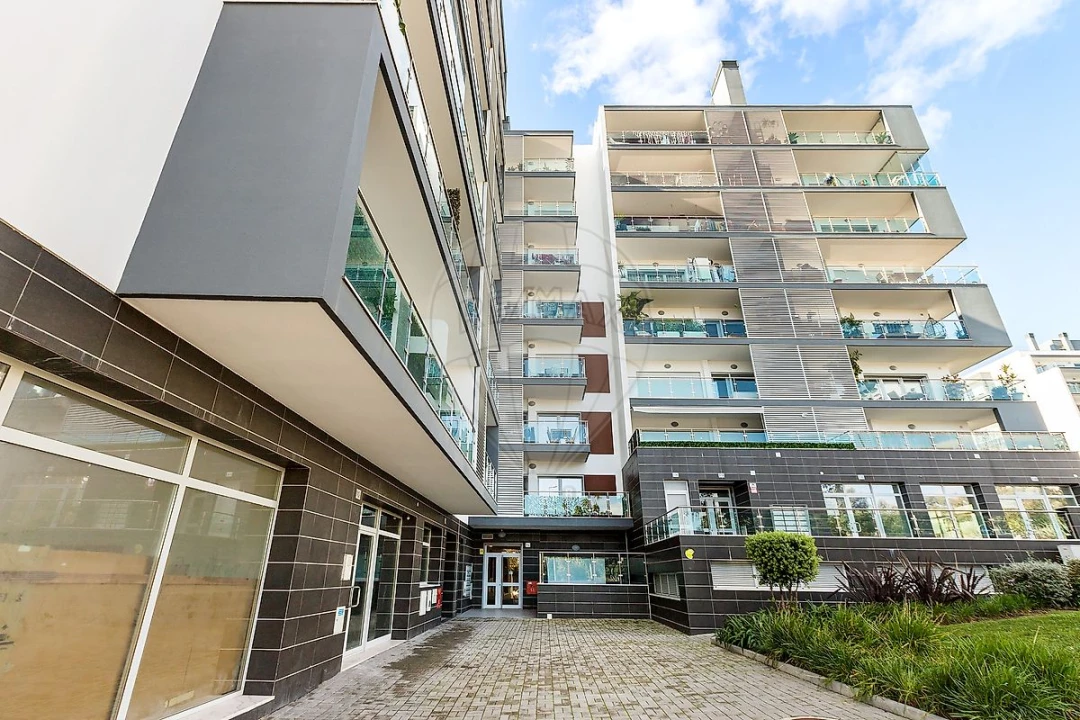 Apartamento T3 para Venda em Póvoa de Santo Adrião e Olival Basto Foto 26