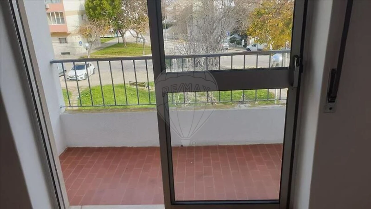 Apartamento T3 para Venda em Baixa da Banheira e Vale da Amoreira Foto 6
