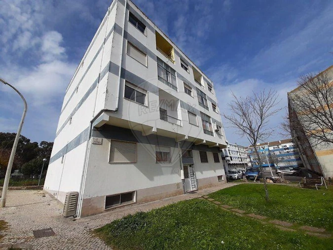 Apartamento T3 para Venda em Baixa da Banheira e Vale da Amoreira Foto 16